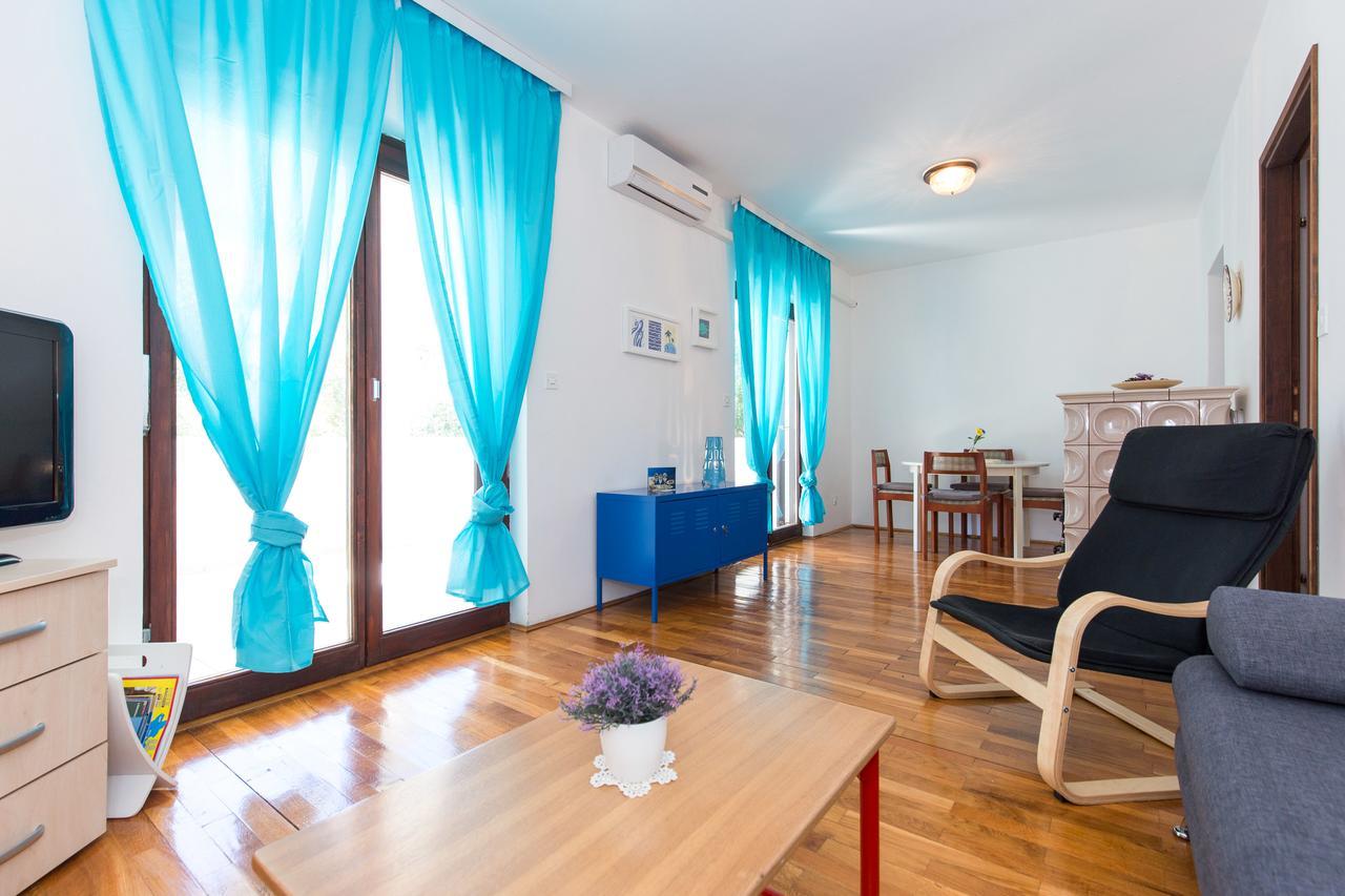 Adora Apartment Krk Town Luaran gambar